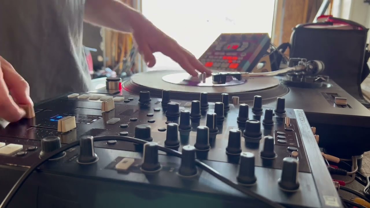 DusTy DiGiTaLLy “Check iT ouT” 