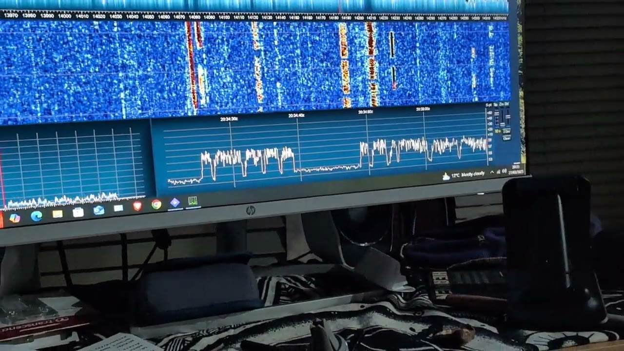 Sdrsharper 18 Sdr# hybrid running the icom icr8600