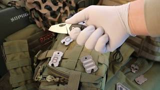 The 1st way to unfold RAIDOPS 'BLUE SHARK' folding knife