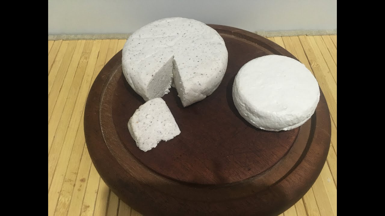 Queijo fermentado de castanha do Pará com amendoim