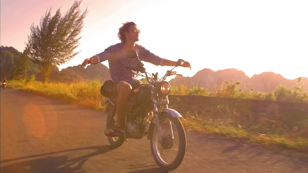 Pedro Amorim - Summer Moments (Official Music Video)