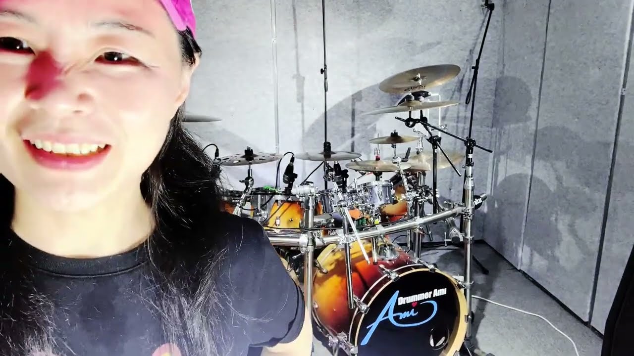 Drummer Ami 라이브 방송 - YouTube