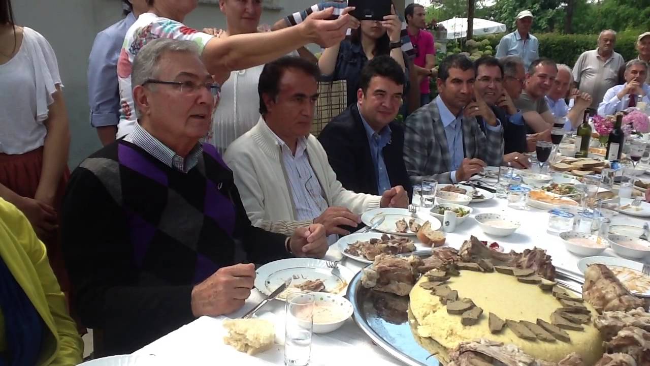 DENİZ BAYKAL SAKARYA KAYALAR KÖYÜ AŞTA RİTÜELİ