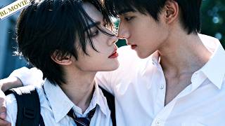 On the first day of school, the school bully fell in love with the new transfer student! #lgbt #bl screenshot 3