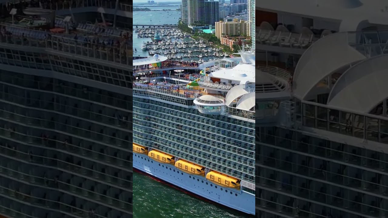 Symphony of the Seas cruise ship - Top View