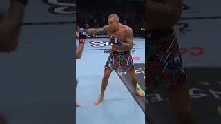 Download Lagu Max Holloway drops Dustin Poirier early in Round 1! #UFC318 #UFC #UFCIndia MP3 Download Lagu Max Holloway drops Dustin Poirier early in Round 1! #UFC318 #UFC #UFCIndia MP3