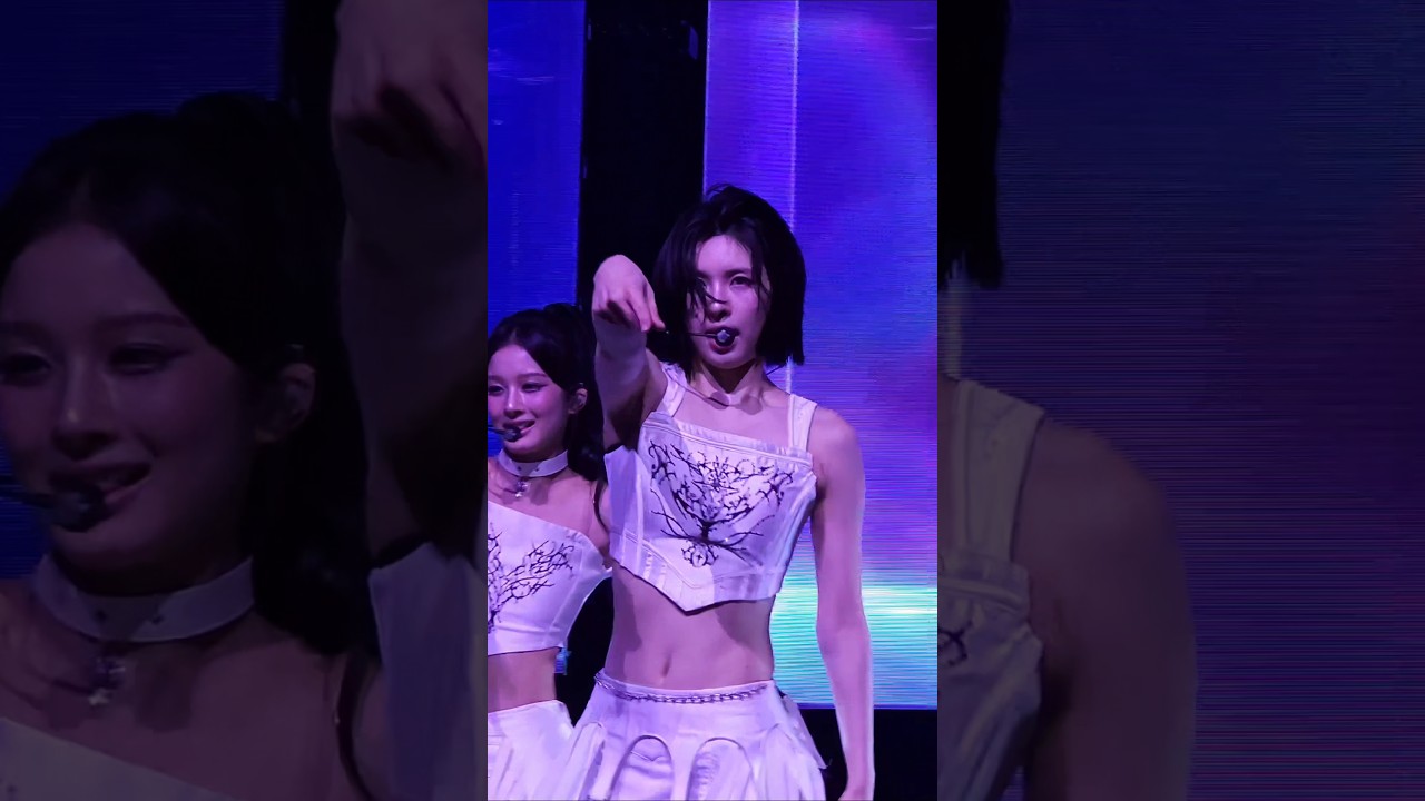 Watch NMIXX Bae (배이) 'BOOM' Stage Presence & Visuals ✨ on YouTube Watch NMIXX Bae (배이) 'BOOM' Stage Presence & Visuals ✨ on YouTube