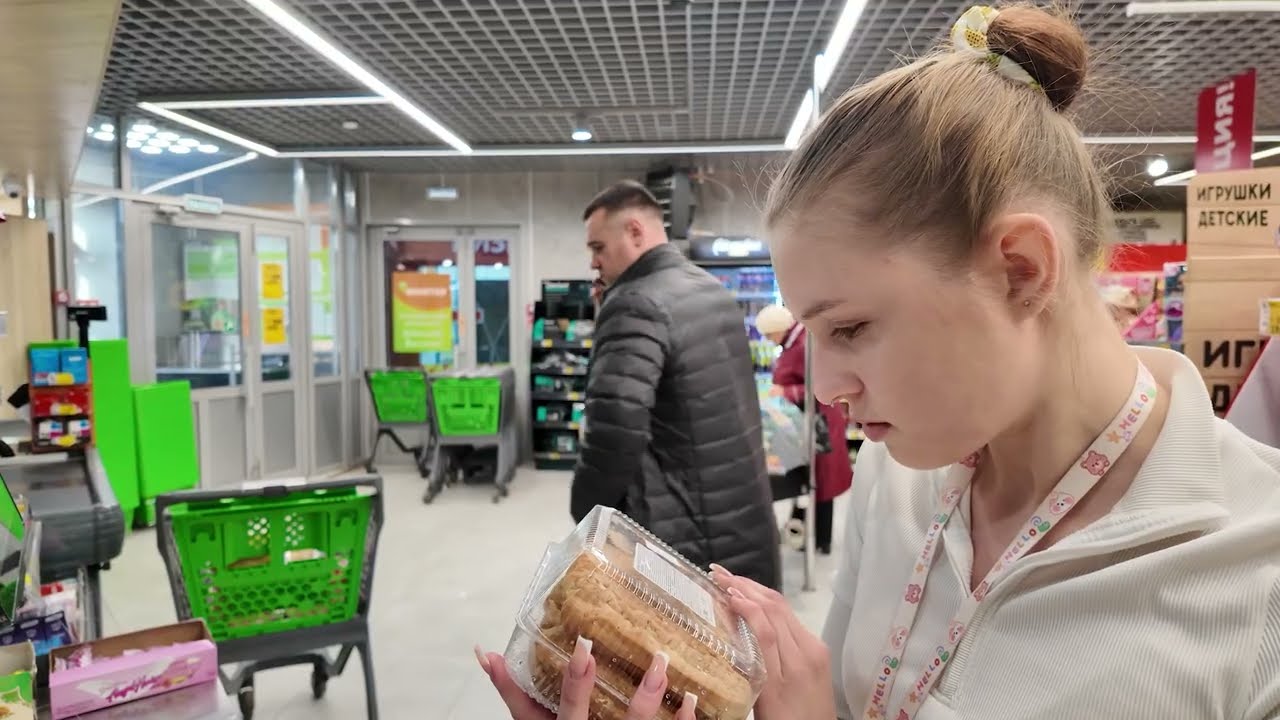 Другая сторона МОНЕТКИ. Просрочка, нарушения торговли. Полиция полностью наказала магазин.