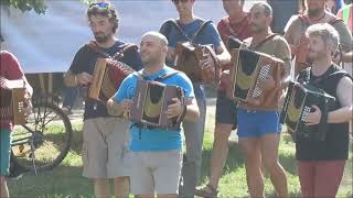 ballade ballade bois   su dillu    Gran Bal Trad di Vialfrè