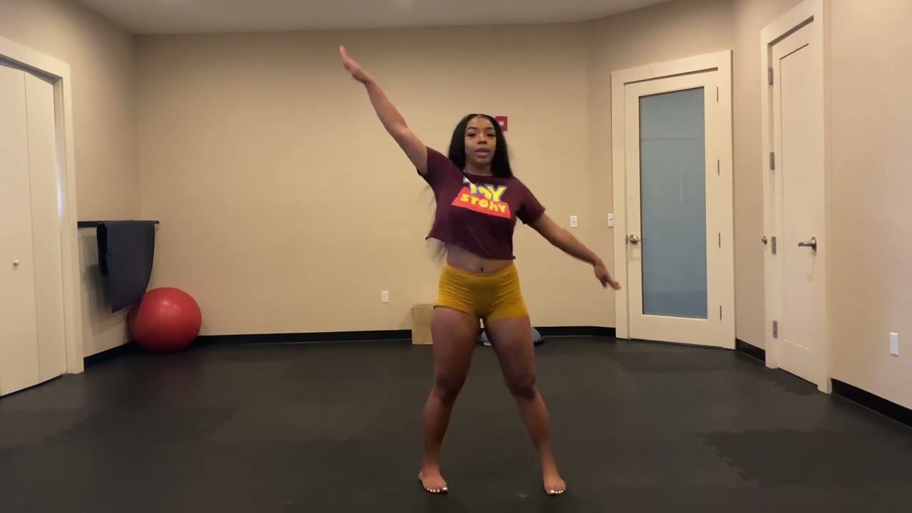 УЧЕБНОЕ РУКОВОДСТВО ПО МАЙОРЕТКЕ | BCU ПОЗВОНИТЕ В ДИКИЕ КОШКИ