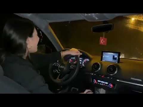 ARABA SNAPLERI-Audi gece-Azra Yünlü Zehir oluyor geceler