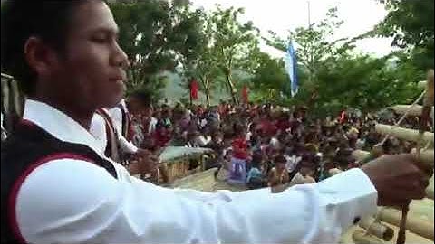 Múa Cồng Chiêng Dâng Hoa Kính Mừng Mẹ Thiên Chúa.