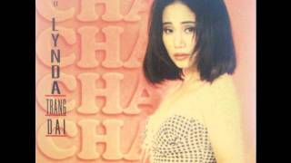 Miniatura de vídeo de "Lynda Trang Dai - T'as Le Look Coco"