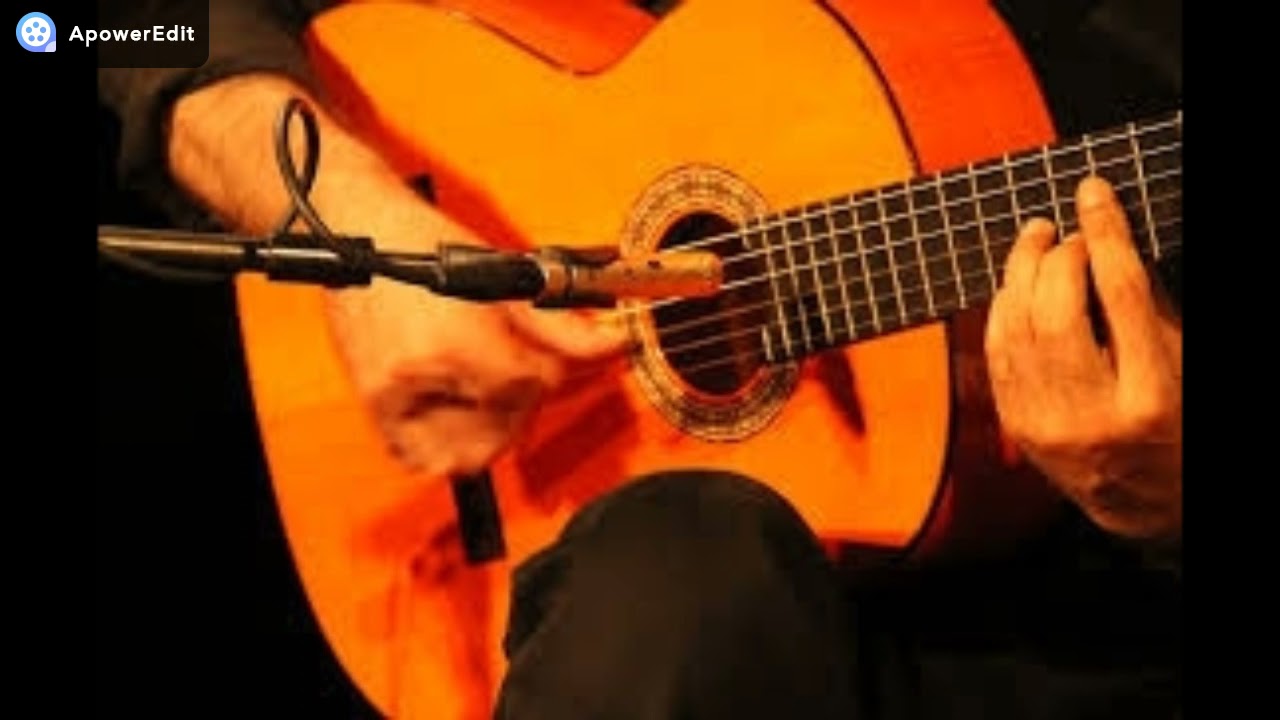 Играет испанская гитара. Испанский гитарист. Гитара Испания. Испанская гитара фото. Первая испанская гитара.