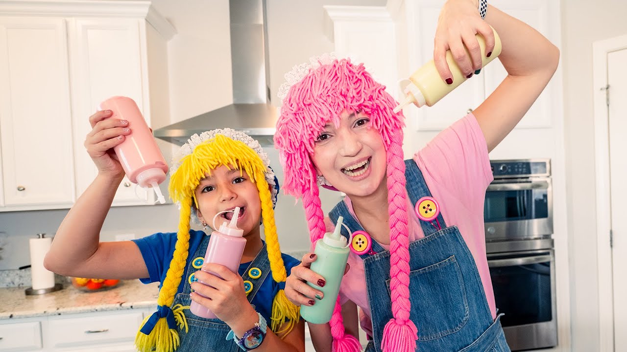 Mami's Merry Mail Surprise King of Christmas Decoration Unboxing YouTube