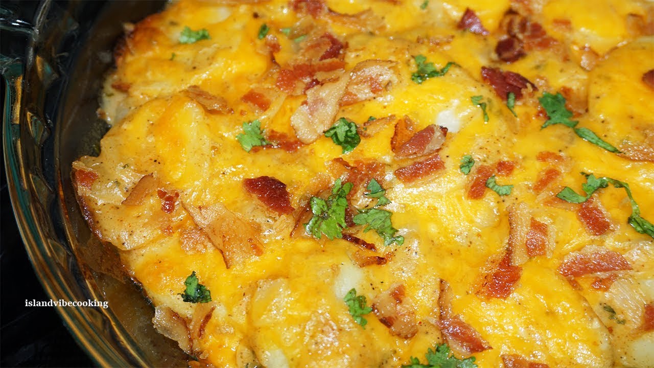 Chessy Cheddar Bacon Scalloped Potatoes Recipe You gotta try this!! YouTube