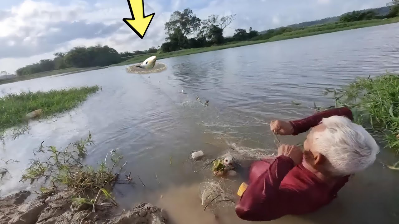 SERÁ QUE ESSA REDE VAI AGUENTAR ? PAI VOU AI TE AJUDAR A PUXAR TÁ MUITO PESADA 