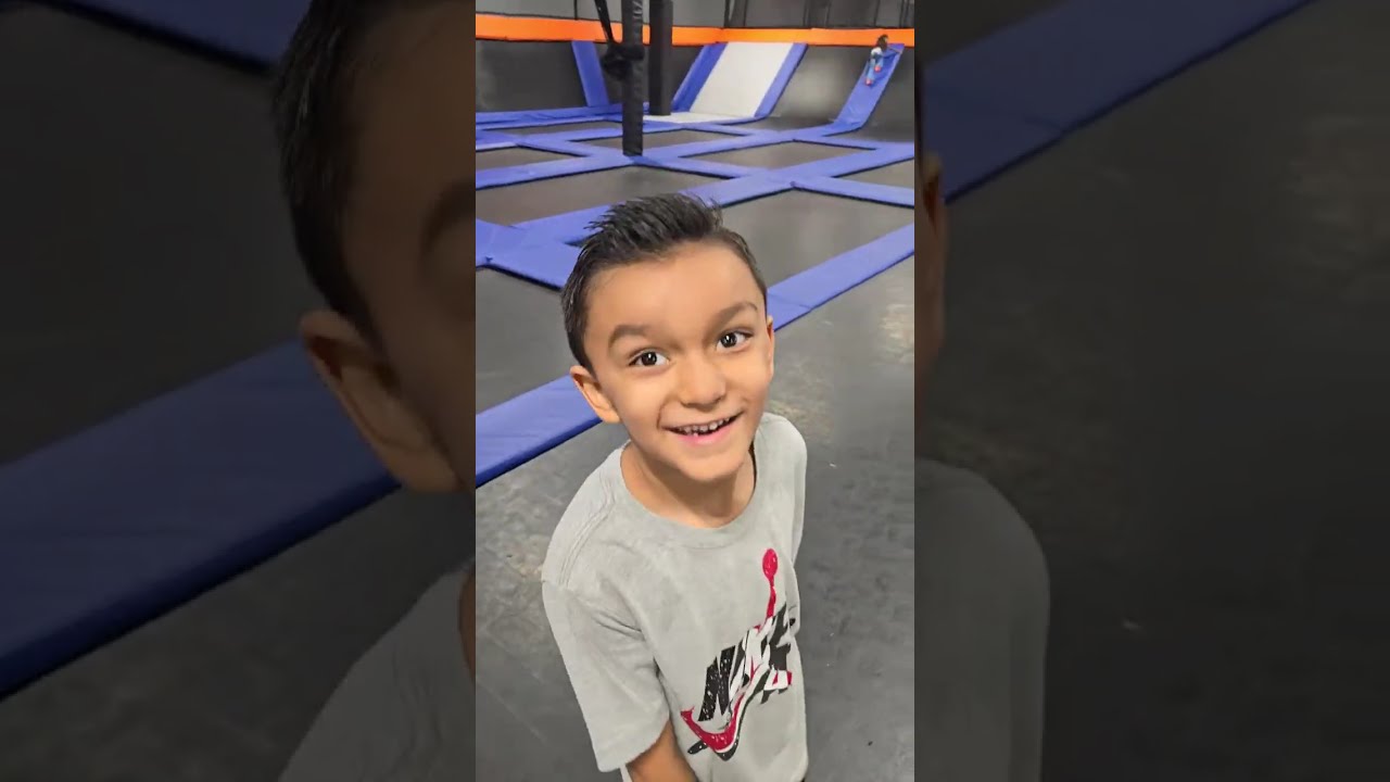 los gallos en #skyzone en palmdale ca