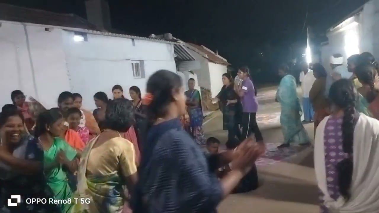 அடசப்பாளையம் மக்களின் சிறப்பான கும்மியாட்டம்