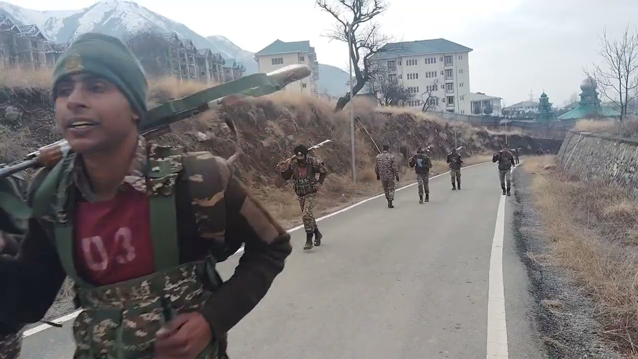 Crpf traning#16 km ki , running B scale ke sath
