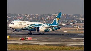 هبوط طائرات الطيران العماني وطيران السلام في مطار مسقط الدولي