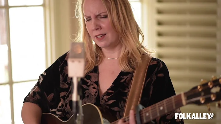 Folk Alley Sessions at 30A: Mary Bragg - I Thought...
