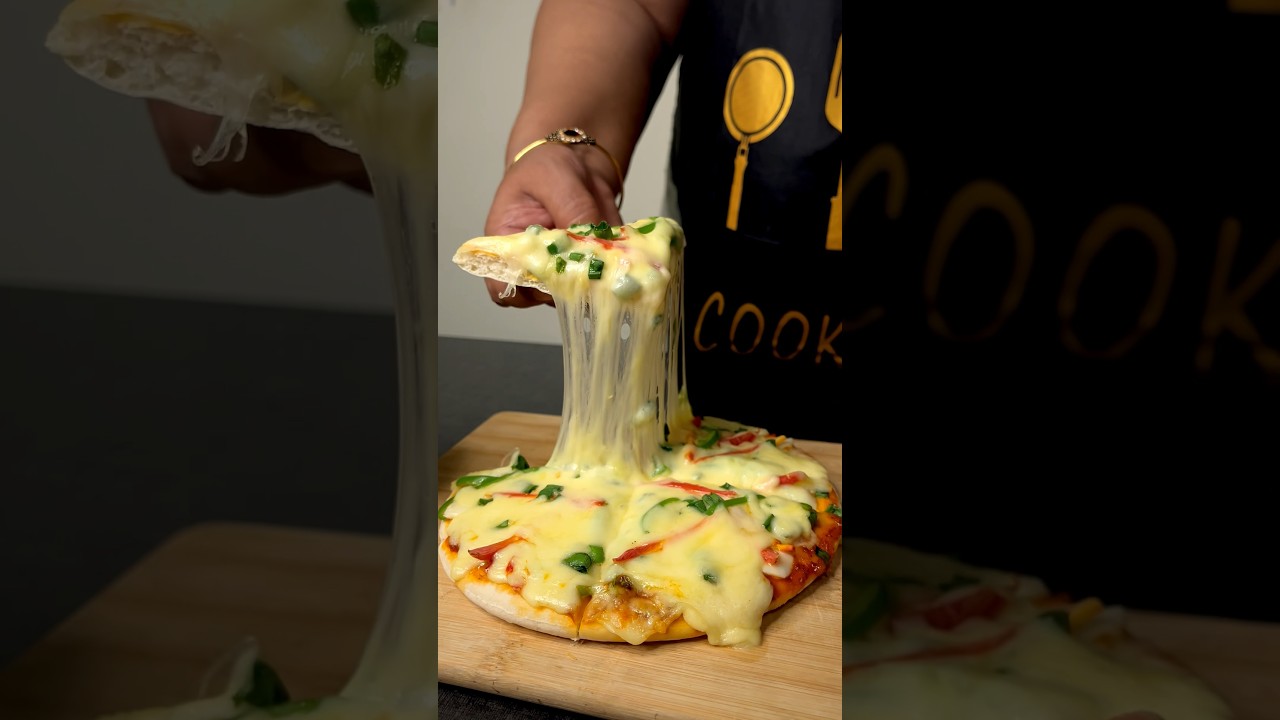 🤩Cheesy Veg Pizza 🍕 | Veggie Pizza Recipe 