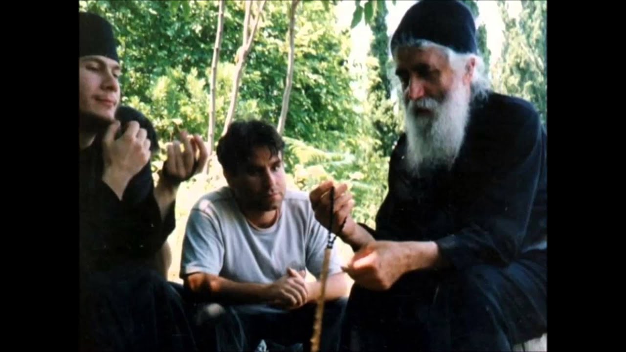 Saint Paisios admonishes us (subtitled)