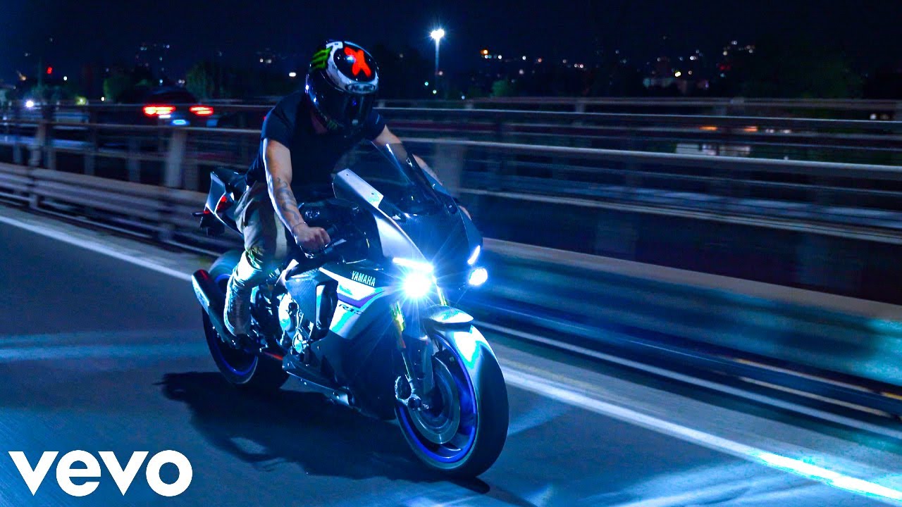 Night Lovell   Polozhenie Yamaha R1M Night Ride