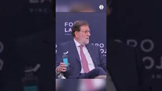 Rajoy and his anecdote about water bottle caps: "I made a huge mess" #viralshorts