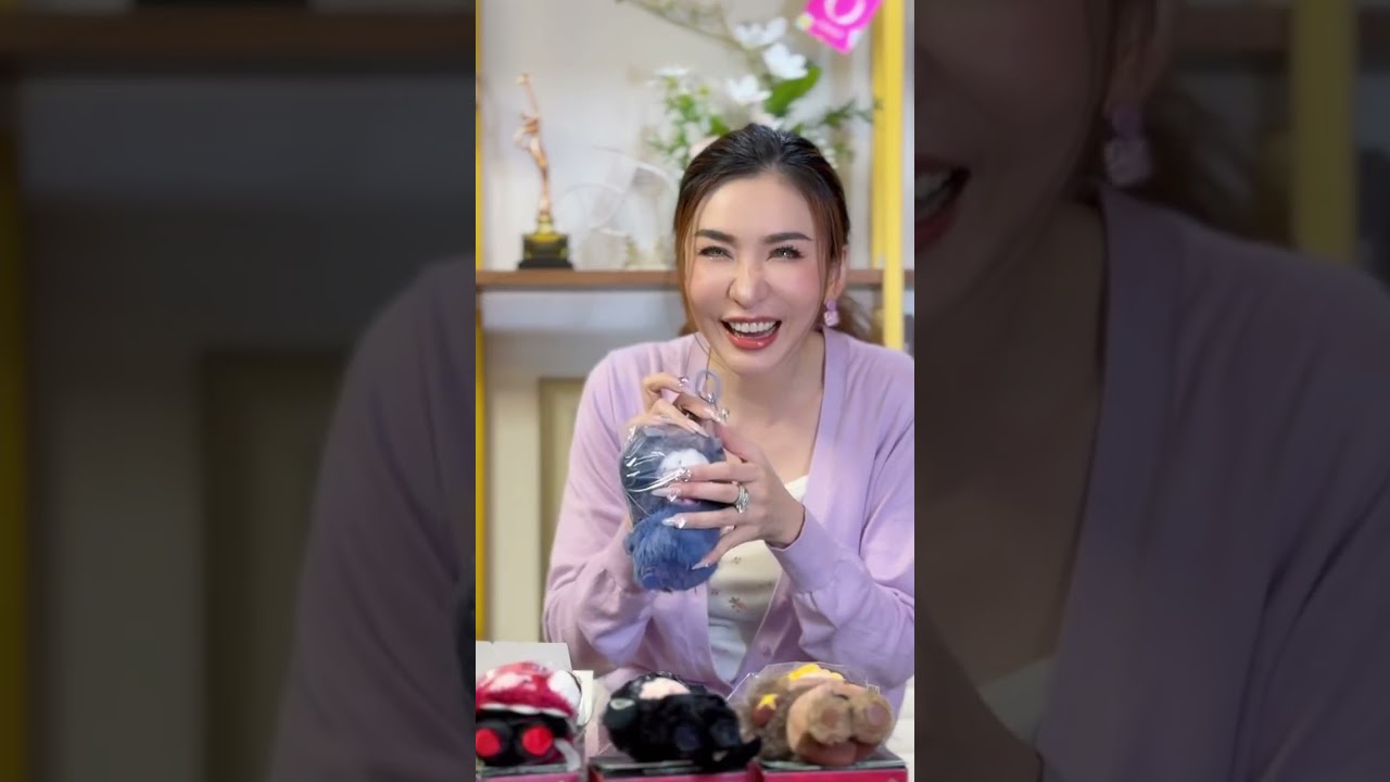 နှသစ်အစမှာ လက်ဆောင်လေးတွေရလို့ပျော် Blindbox ဖောက်မယ် ဘယ်အရုပ်အကြိုက်ဆုံးလဲ 