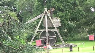 Warwick Castle - The Amazing Trebuchet