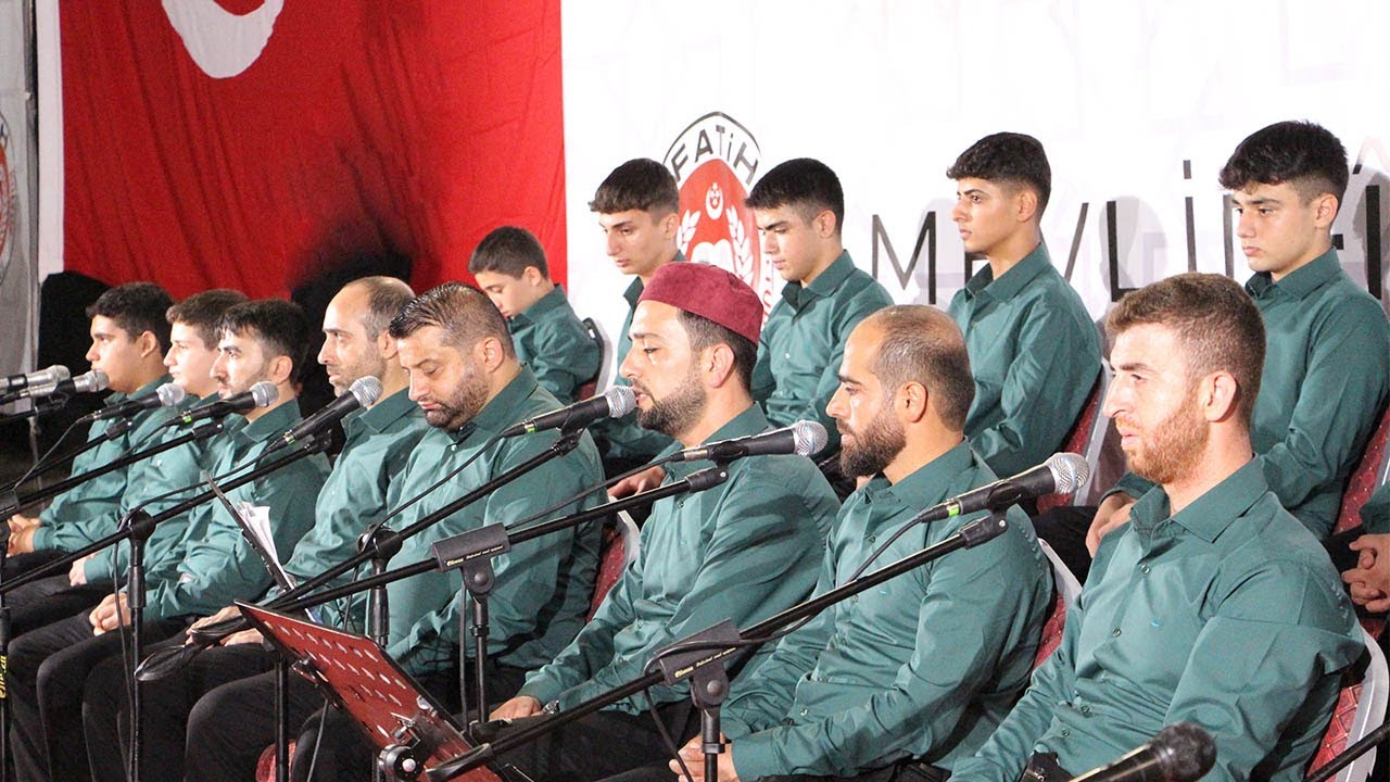 Grup FATİH 'KALBİMDEN SEVERİM YA RASULALLÂH' - Canlı Performans