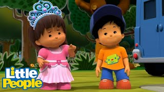 Fisher Price Little People | Royal Mail | New Episodes | Kids Movie