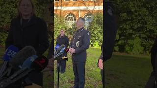 Top cop restrains fleeing man armed with chisel in Melbourne CBD Top cop restrains fleeing man armed with chisel in Melbourne CBD