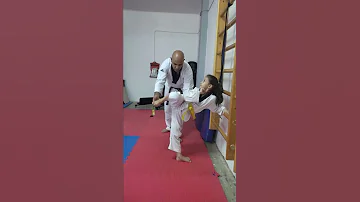 اصعب حركة في التايكواندو 