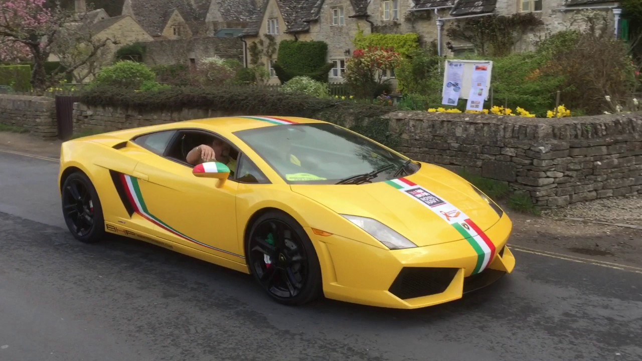 Not April Fools: watch convoy of 100 yellow cars photobomb Cotswolds...