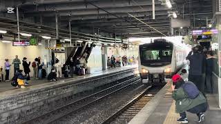 JR東日本HB-E300系2両 快速リゾートビューふるさと南小谷行 松本駅発車