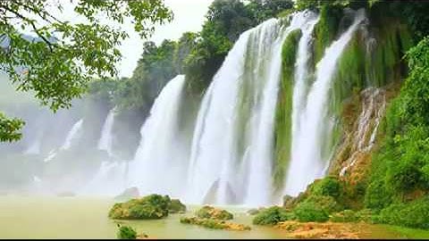 تلاوة نادرة جدا من سورة الأعراف للشيخ سعود الشريم من عام 1407 هـ