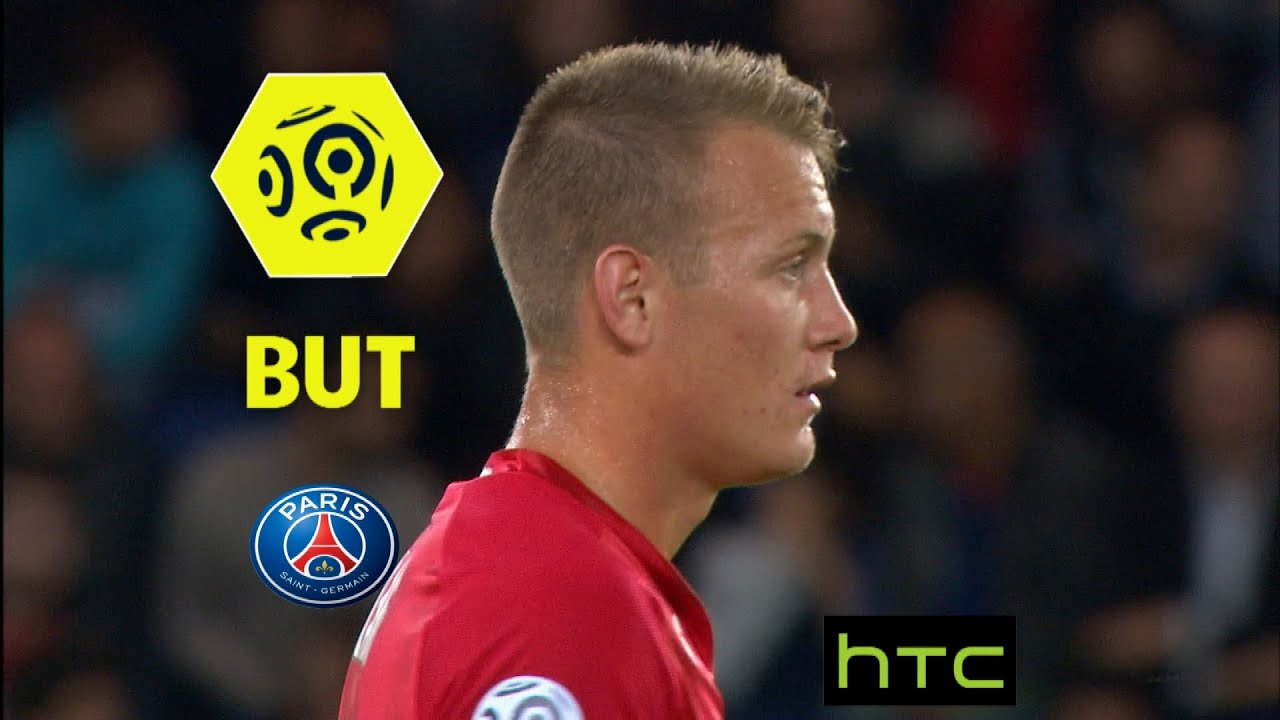But Adam LANG (15' csc) / Paris Saint-Germain - Dijon FCO (3-0) -  / 2016-17
