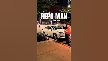 Repo man chases BMW! #repo #towtruck #chicago #chase