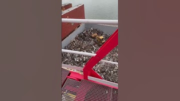 Carver companies 3000 series E-CRANE loading scrap | #heavyequipment