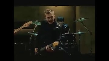 JJ72 - October Swimmer (Official Video)