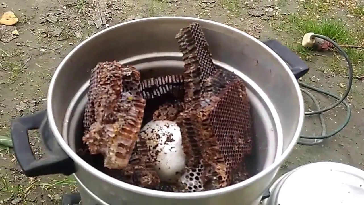 24/2017# wytapianie wosku w sokowniku