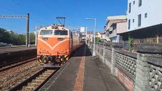 (拍攝日期12月10號)511次莒光號田中站開車本務E228(感謝司機員揮手❤️)
