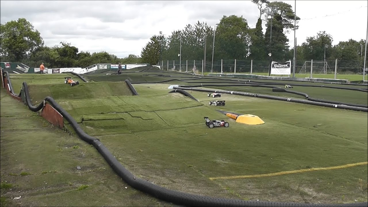 1/8 Scale Nitro/Electric RC Buggy Race - Navan Nitro Nuts (Ireland) 09-08-15