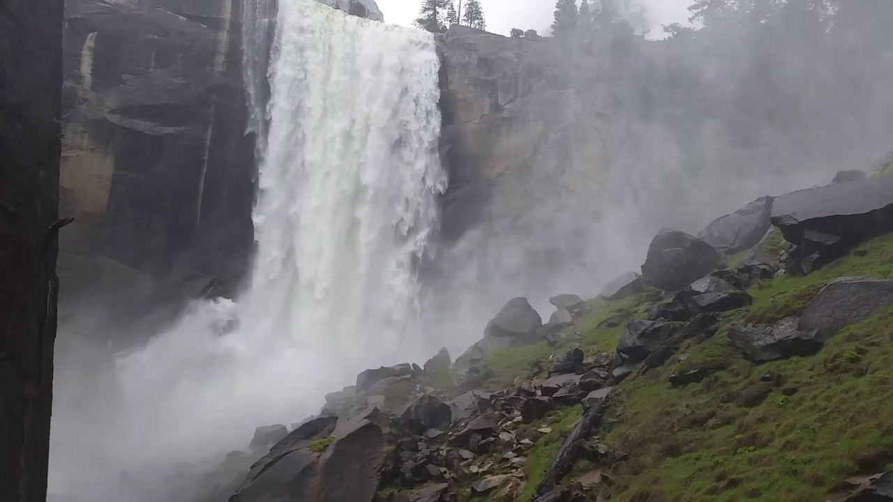 camera iphone 8 plus apk Super Powerful Vernal Waterfall on the Mist Trail in Yosemite National Park, California