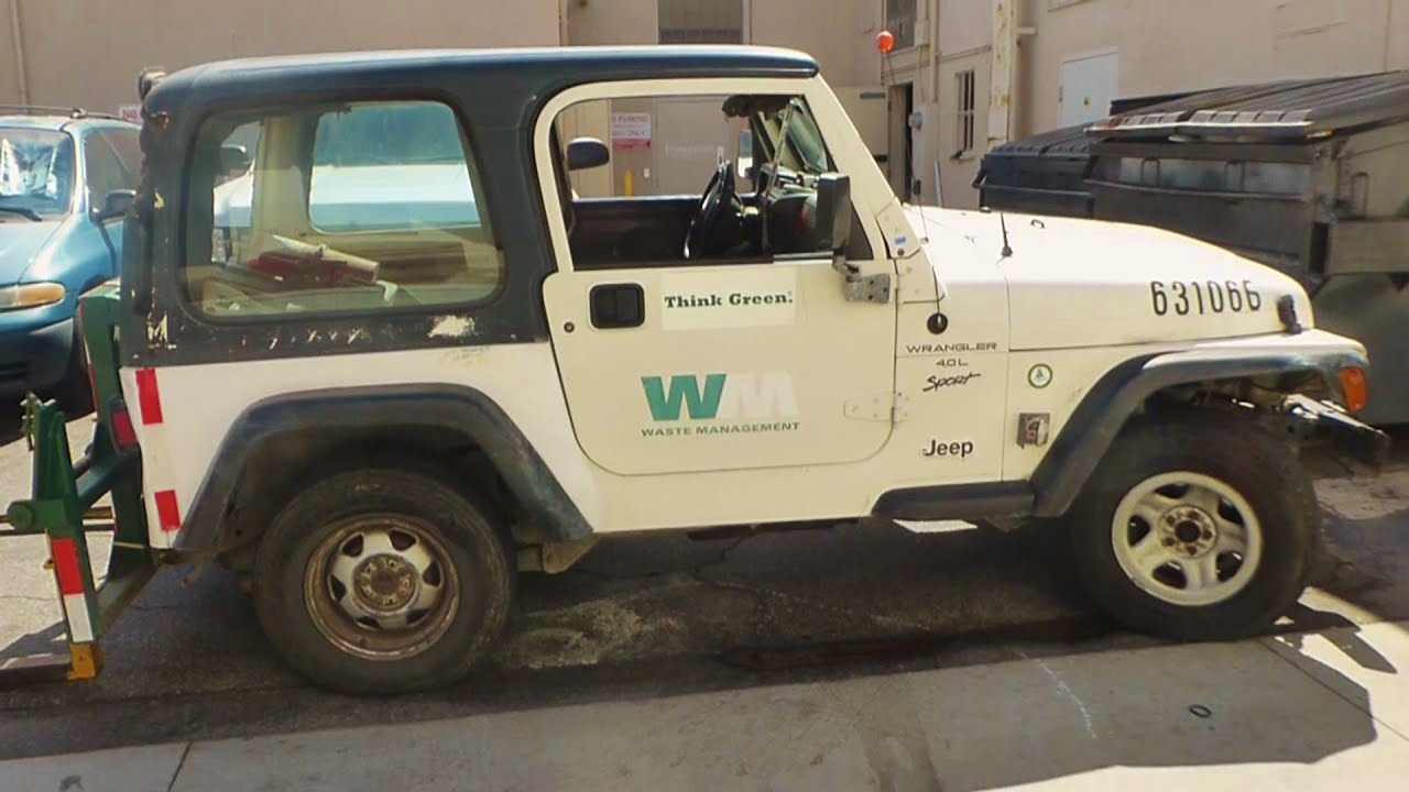 Waste Management Jeep Wrangler Container Truck 631066 - YouTube