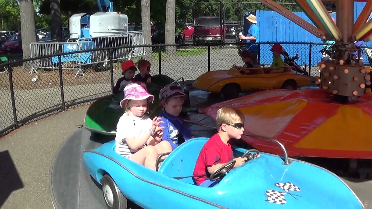 Driving a Car at Como Zoo YouTube
