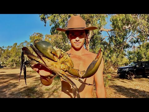Giant MUDCRAB Catch And Cook In Amazing Country!
